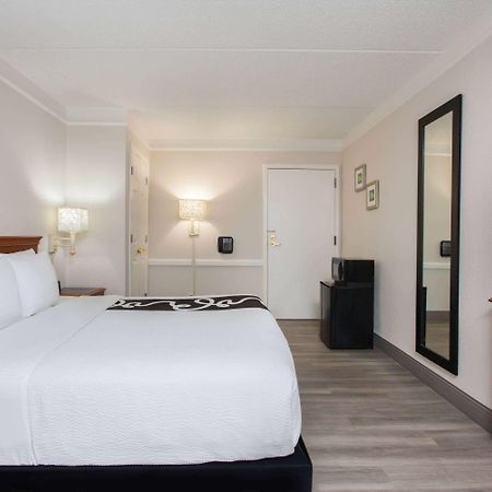 Baymont By Wyndham Fort Myers Central Eksteriør billede
