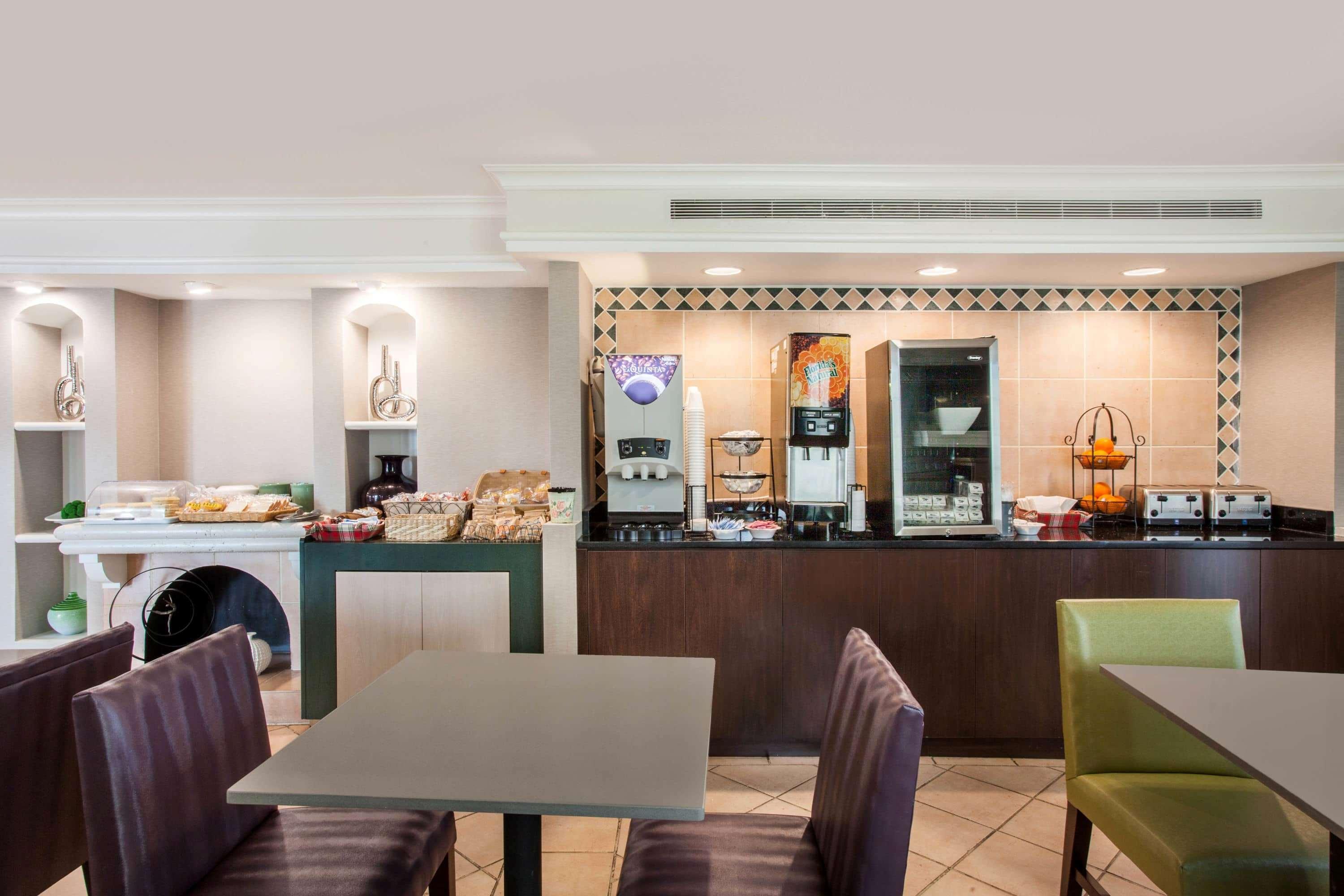 Baymont By Wyndham Fort Myers Central Eksteriør billede