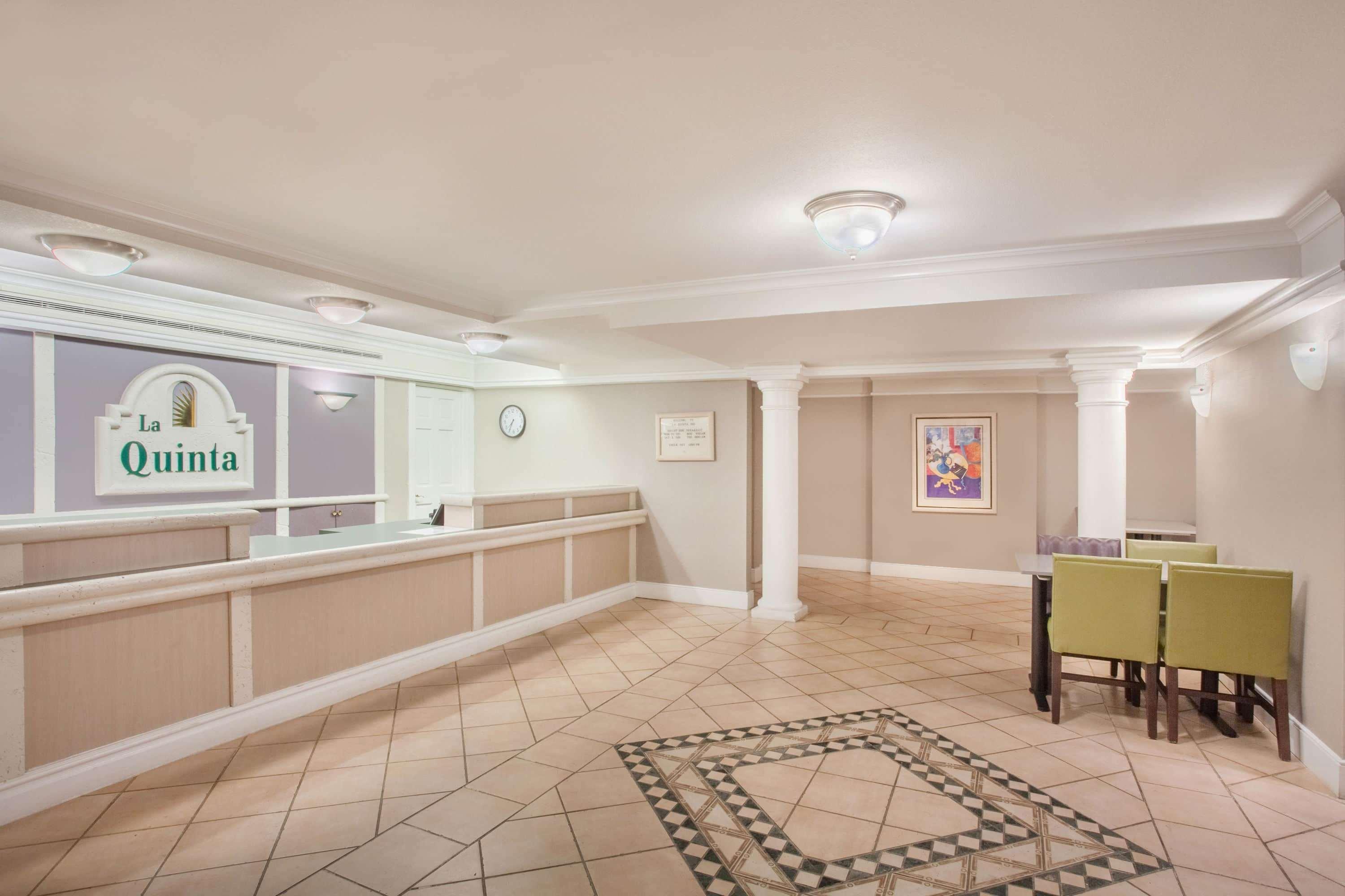 Baymont By Wyndham Fort Myers Central Eksteriør billede
